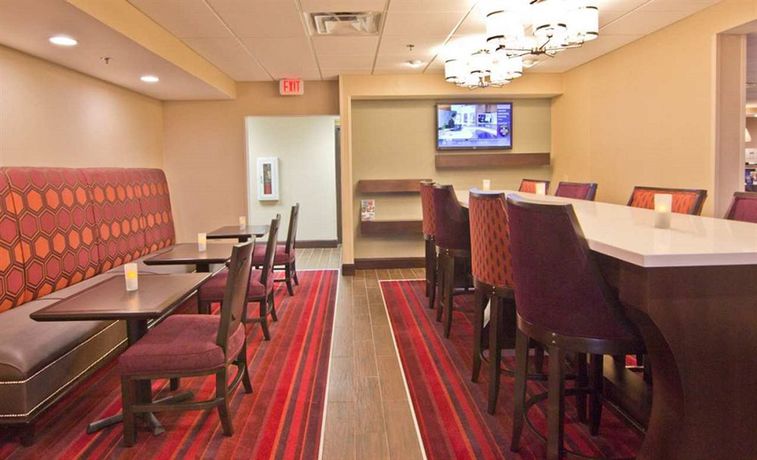 Imagen general del Hotel Hampton Inn Columbus-south. Foto 2