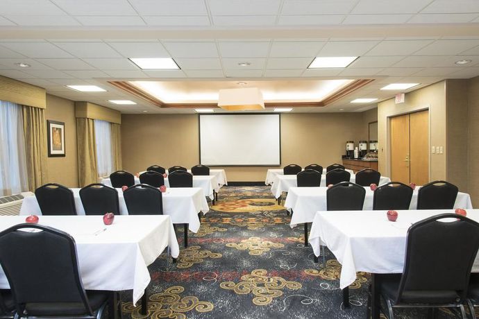 Imagen general del Hotel Hampton Inn Columbus/taylorsville/edinburgh. Foto 8