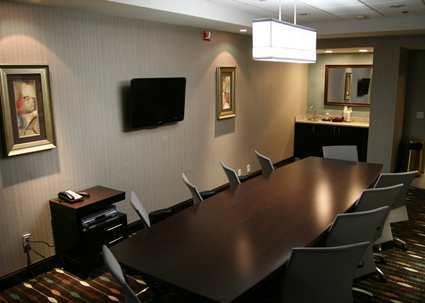 Imagen general del Hotel Hampton Inn Columbus-west. Foto 6