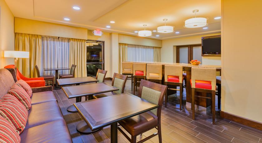 Imagen general del Hotel Hampton Inn Conyers. Foto 9