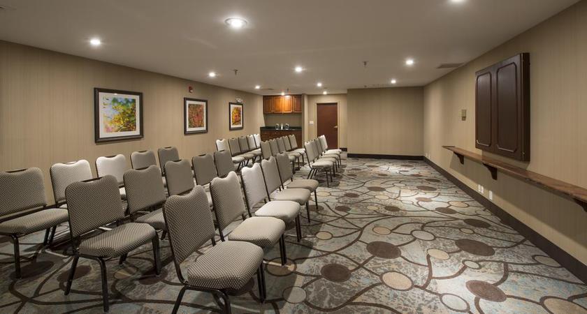 Imagen general del Hotel Hampton Inn Cornelia. Foto 5