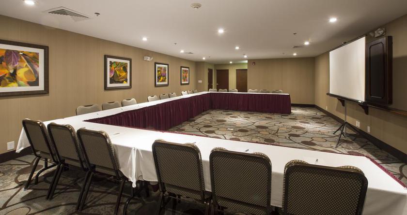 Imagen general del Hotel Hampton Inn Cornelia. Foto 6