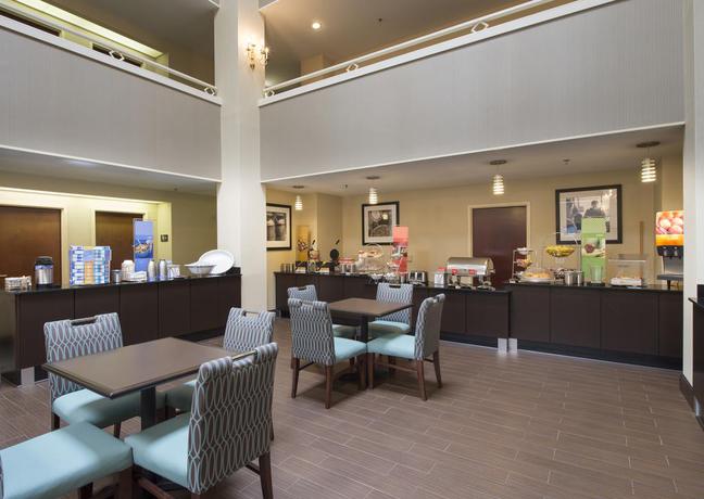 Imagen general del Hotel Hampton Inn Cornelia. Foto 10