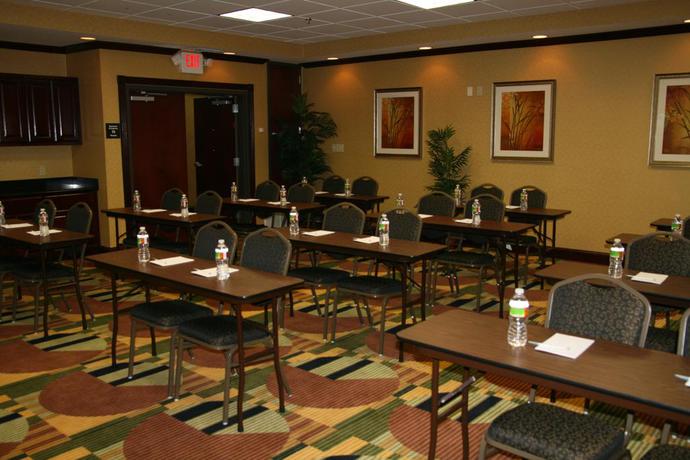 Imagen general del Hotel Hampton Inn Corsicana. Foto 8