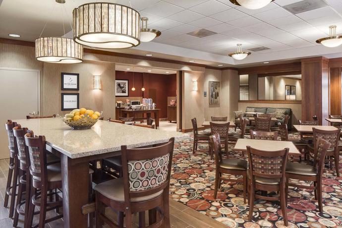 Imagen general del Hotel Hampton Inn Council Bluffs. Foto 2