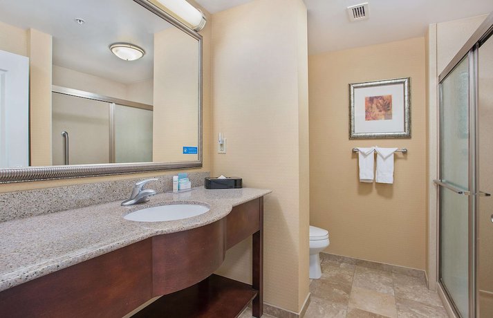 Imagen de la habitación del Hotel Hampton Inn Covington, Ga. Foto 10