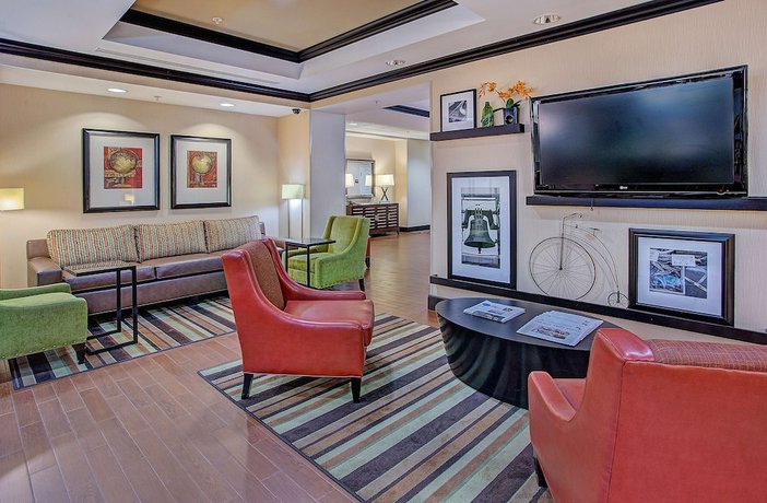 Imagen de los interiores del Hotel Hampton Inn Covington, Ga. Foto 19