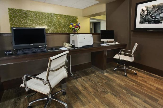 Imagen general del Hotel Hampton Inn Cullman. Foto 8