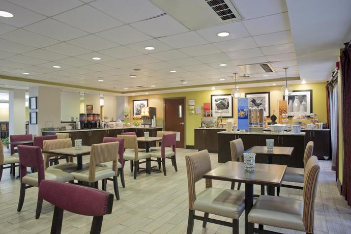 Imagen general del Hotel Hampton Inn Cumming. Foto 9