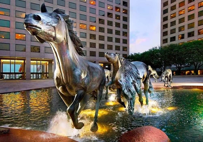 Imagen de los exteriores del Hotel Hampton Inn Dallas-irving-las Colinas. Foto 12