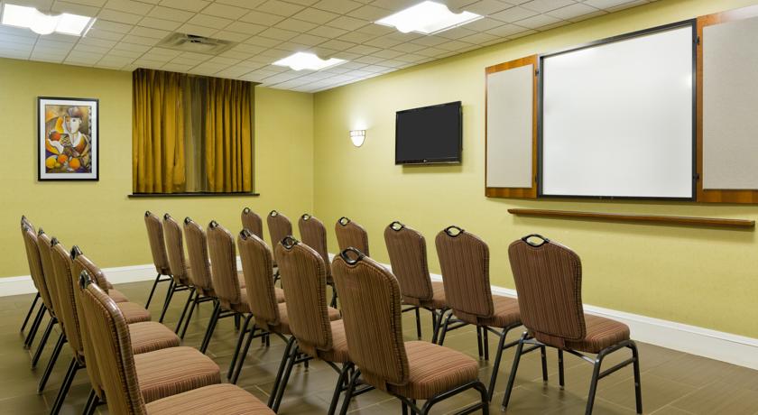 Imagen general del Hotel Hampton Inn Danbury. Foto 5