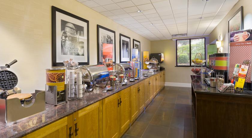 Imagen general del Hotel Hampton Inn Danbury. Foto 6
