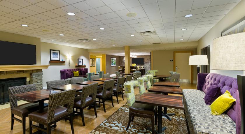 Imagen general del Hotel Hampton Inn Danbury. Foto 10