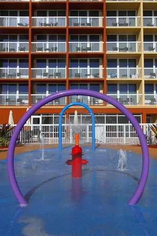 Imagen de la piscina del Hotel Hampton Inn Daytona Beach/beachfront. Foto 13
