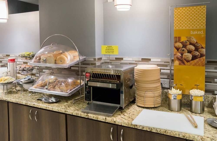 Imagen del bar/restaurante del Hotel Hampton Inn Daytona Shores - Oceanfront. Foto 4