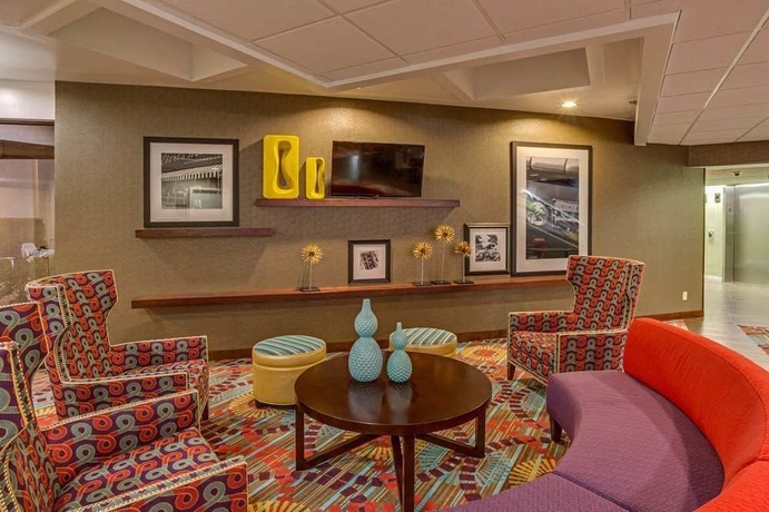 Imagen de los interiores del Hotel Hampton Inn Daytona Speedway. Foto 9