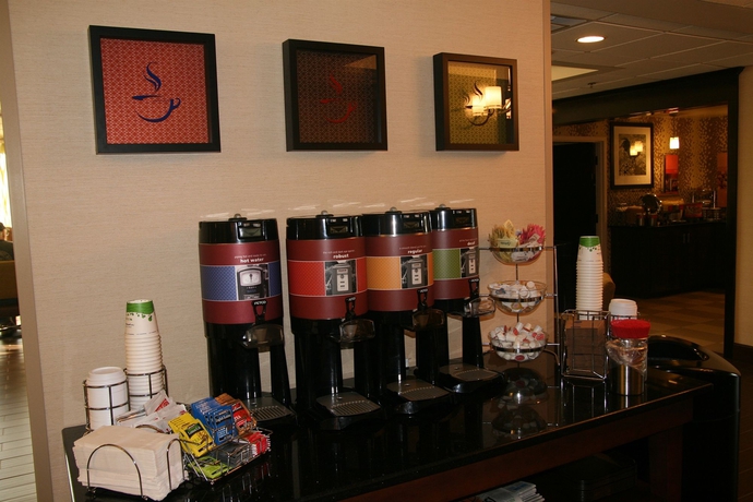 Imagen del bar/restaurante del Hotel Hampton Inn Daytona/ormond Beach. Foto 4