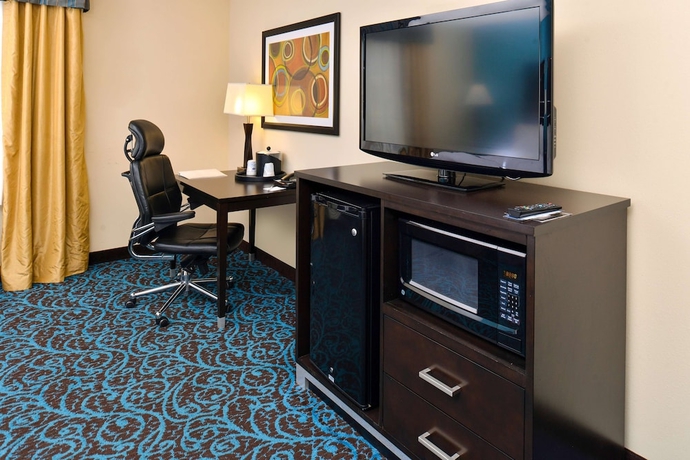Imagen de la habitación del Hotel Hampton Inn Dayton/dayton Mall. Foto 5