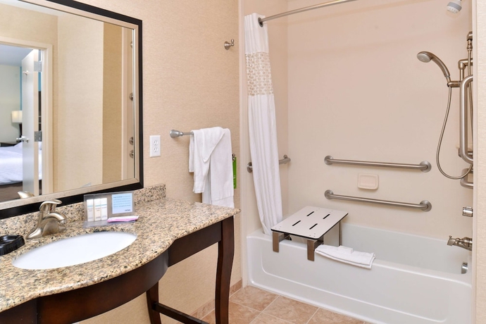 Imagen de la habitación del Hotel Hampton Inn Dayton/dayton Mall. Foto 15