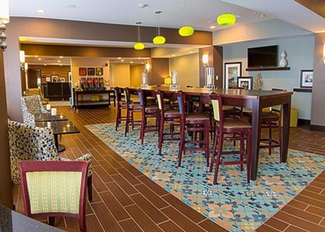 Imagen general del Hotel Hampton Inn Dekalb, Il. Foto 9