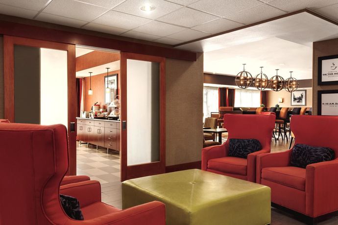 Imagen del bar/restaurante del Hotel Hampton Inn Denver-northwest/westminster. Foto 5