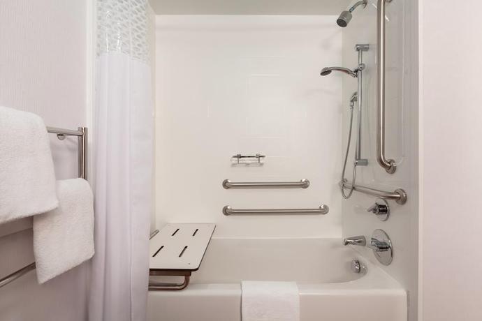 Imagen general del Hotel Hampton Inn Des Moines-airport. Foto 8