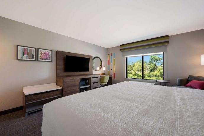 Imagen de la habitación del Hotel Hampton Inn Detroit Southfield. Foto 11
