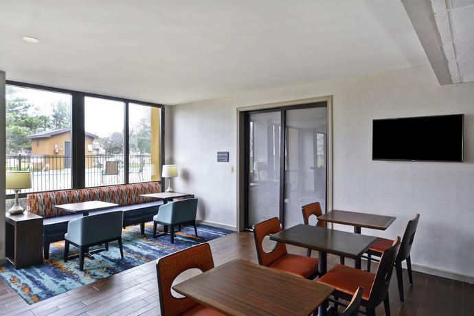 Imagen de los interiores del Hotel Hampton Inn Detroit/Madison Heights/South Troy. Foto 14