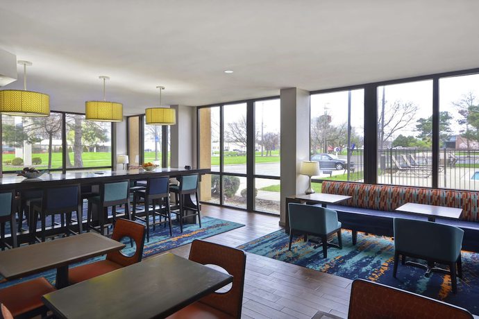 Imagen de los interiores del Hotel Hampton Inn Detroit/Madison Heights/South Troy. Foto 20