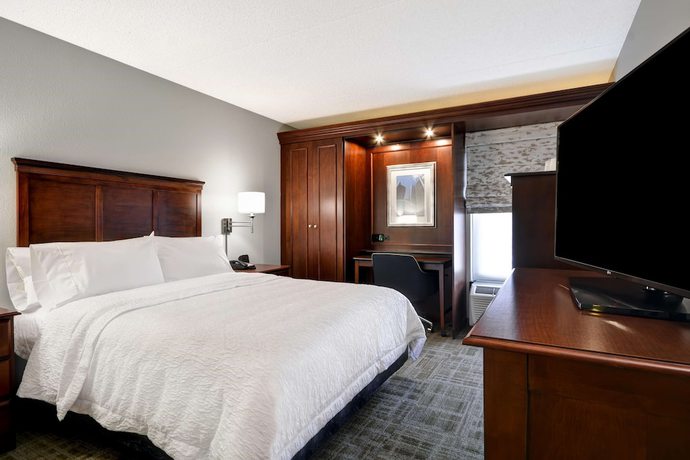 Imagen de la habitación del Hotel Hampton Inn Detroit/Northville. Foto 5