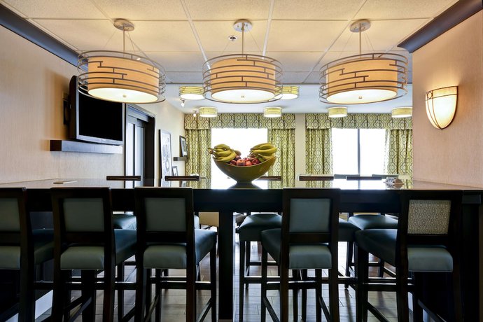 Imagen de los interiores del Hotel Hampton Inn Detroit/Northville. Foto 17