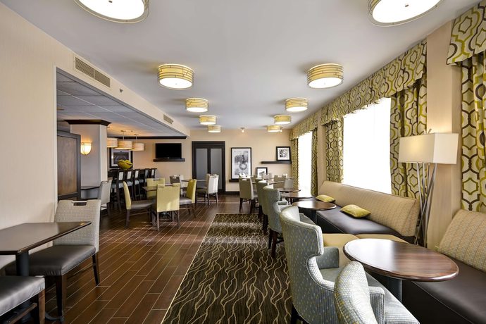 Imagen de los interiores del Hotel Hampton Inn Detroit/Northville. Foto 18