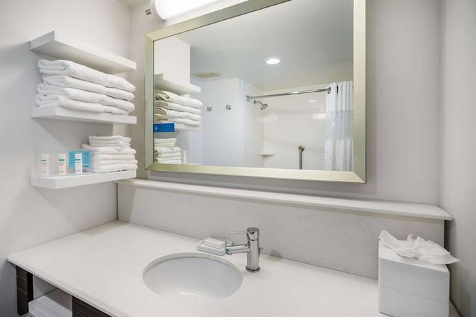 Imagen de la habitación del Hotel Hampton Inn Dover, Dover. Foto 16