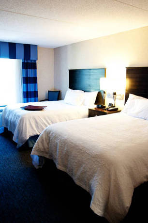 Imagen de la habitación del Hotel Hampton Inn Doylestown. Foto 4