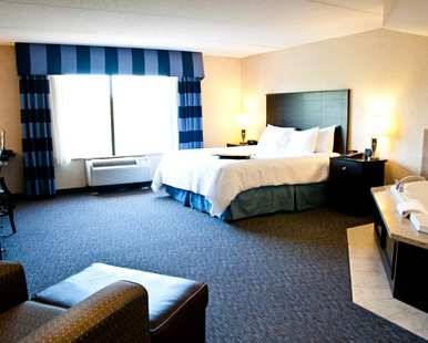 Imagen de la habitación del Hotel Hampton Inn Doylestown. Foto 8