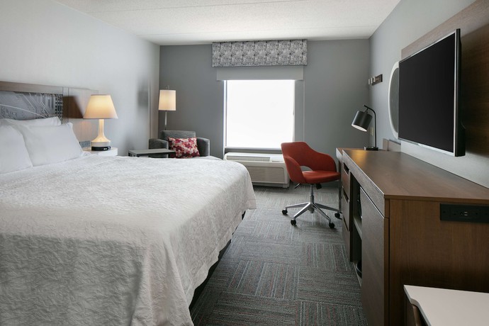 Imagen de la habitación del Hotel Hampton Inn Dubuque. Foto 7
