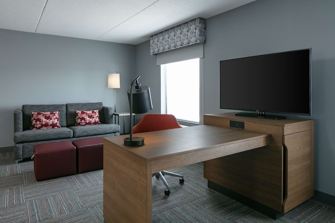 Imagen de la habitación del Hotel Hampton Inn Dubuque. Foto 8