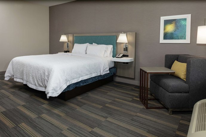 Imagen de la habitación del Hotel Hampton Inn Dunedin. Foto 13