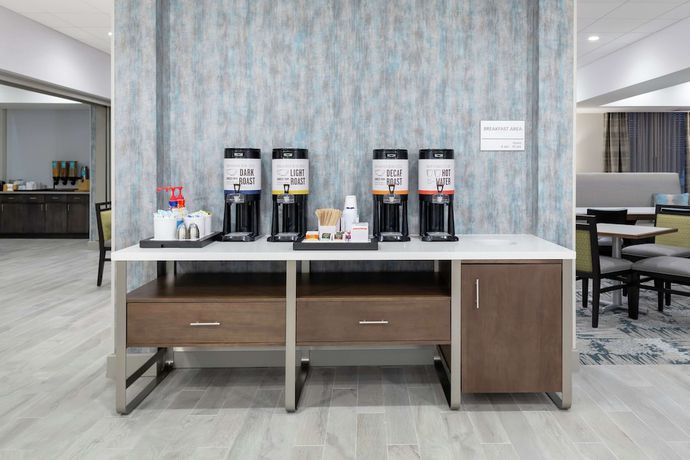 Imagen de los interiores del Hotel Hampton Inn Dunedin. Foto 19