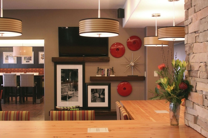 Imagen de los interiores del Hotel Hampton Inn Durango. Foto 16