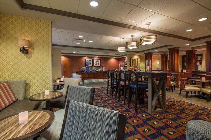 Imagen del bar/restaurante del Hotel Hampton Inn Easley. Foto 1