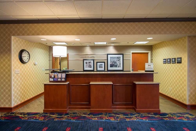 Imagen de los interiores del Hotel Hampton Inn Easley. Foto 9