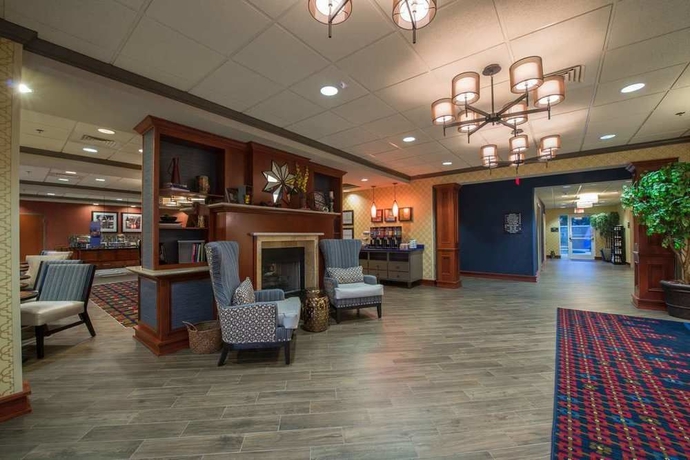 Imagen de los interiores del Hotel Hampton Inn Easley. Foto 10