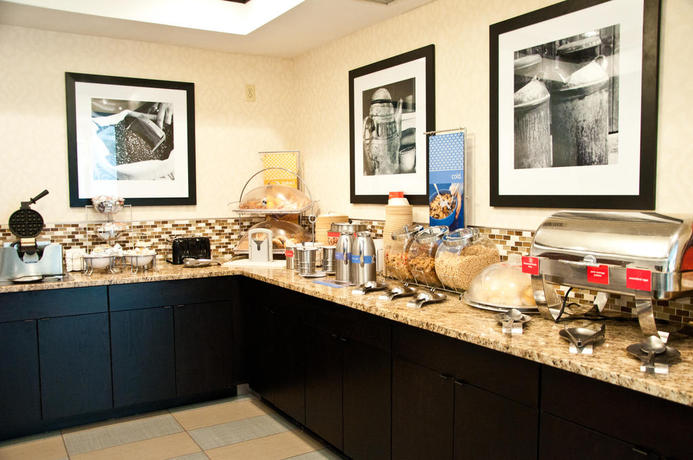 Imagen general del Hotel Hampton Inn East Windsor. Foto 9