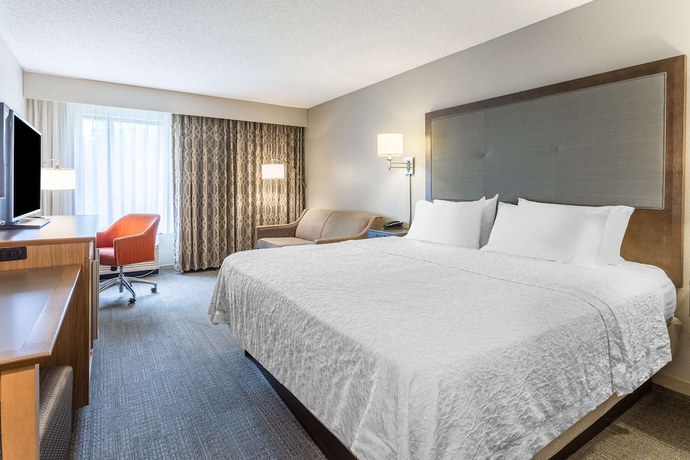Imagen de la habitación del Hotel Hampton Inn Eau Claire. Foto 2