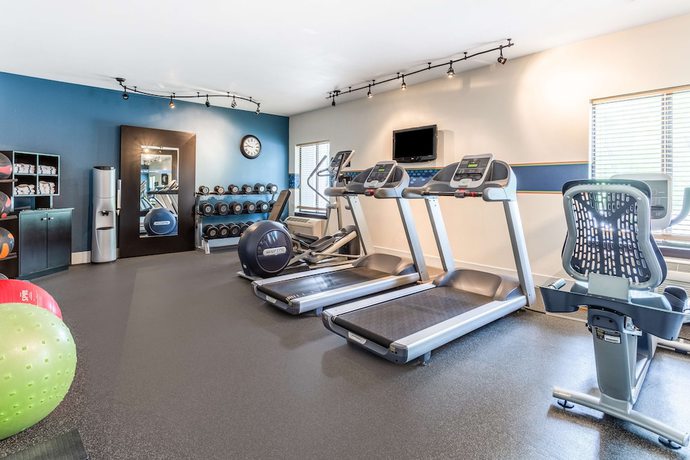 Imagen de los interiores del Hotel Hampton Inn Eau Claire. Foto 17