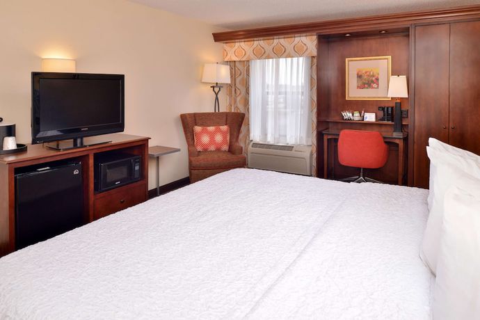 Imagen de la habitación del Hotel Hampton Inn Elkhart IN. Foto 11