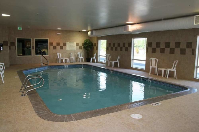 Imagen de la piscina del Hotel Hampton Inn Ellensburg. Foto 11