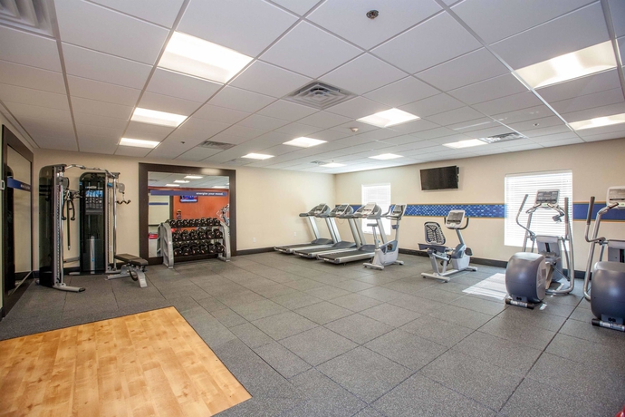 Imagen de los interiores del Hotel Hampton Inn Emerson Lakepoint. Foto 7