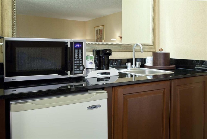 Imagen de la habitación del Hotel Hampton Inn Fairfax City. Foto 4